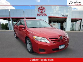 Used 2011 Toyota Camry LE image 1