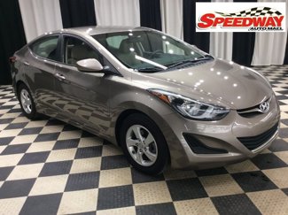 Used 2014 Hyundai Elantra SE image 1