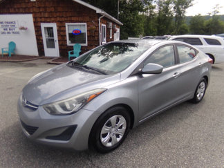 Used 2016 Hyundai Elantra SE image 1