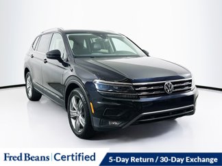 Used 2018 Volkswagen Tiguan SEL Premium image 1