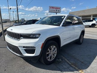 Used 2023 Jeep Grand Cherokee Limited image 1