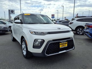 Used 2020 Kia Soul S image 1