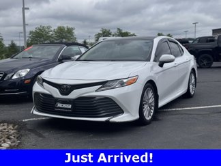 Used 2019 Toyota Camry XLE image 1