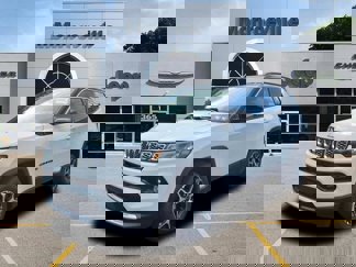 New 2025 Jeep Compass Limited image 1