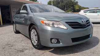 Used 2011 Toyota Camry LE image 1