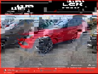 New 2025 Jeep Compass Limited image 1