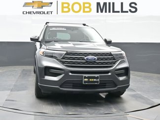 Used 2020 Ford Explorer XLT image 1