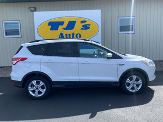 Used 2016 Ford Escape SE w/ Equipment Group 201A image 1