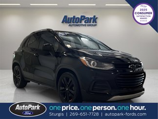 Used 2020 Chevrolet Trax LT w/ Redline Edition image 1