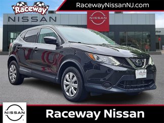 Used 2018 Nissan Rogue Sport S image 1