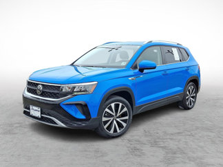 Used 2022 Volkswagen Taos SE image 1