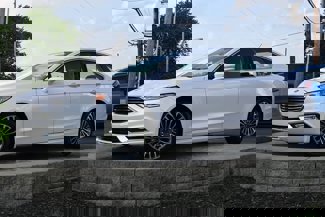 Used 2017 Ford Fusion SE w/ Fusion SE Technology Package image 1