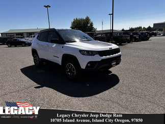 Used 2024 Jeep Compass Trailhawk image 1