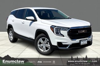 Used 2024 GMC Terrain SLE image 1