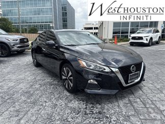 Used 2022 Nissan Altima 2.5 SV image 1