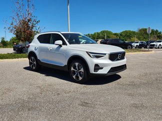 New 2025 Volvo XC40 B5 Core w/ Protection Package image 1