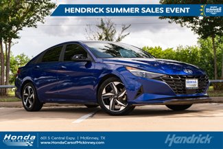 Used 2023 Hyundai Elantra SEL w/ Convenience Package image 1