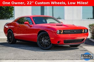 Used 2023 Dodge Challenger SXT image 1