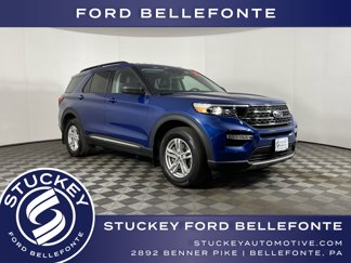 Used 2022 Ford Explorer XLT w/ Equipment Group 202A image 1
