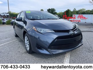 Used 2019 Toyota Corolla LE image 1