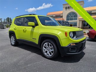 Used 2018 Jeep Renegade Latitude image 1
