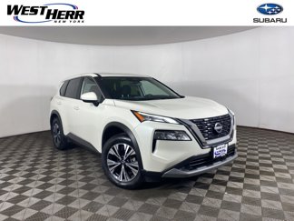 Used 2023 Nissan Rogue SV image 1