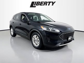 Used 2020 Ford Escape SE image 1