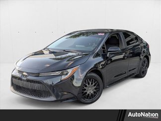 Used 2020 Toyota Corolla LE image 1