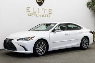 Used 2021 Lexus ES 300h w/ Premium Package image 1