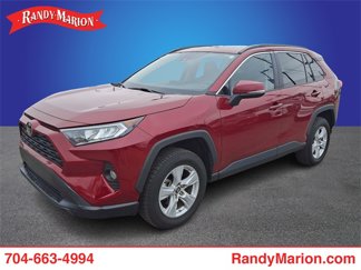 Used 2019 Toyota RAV4 XLE image 1