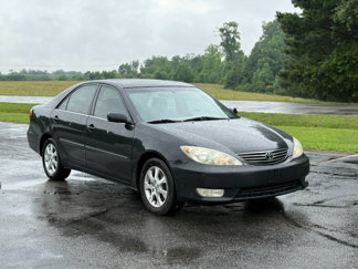 Used 2005 Toyota Camry XLE image 1