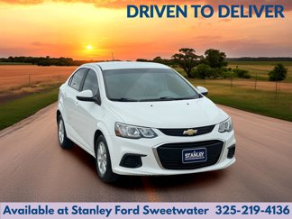 Used 2017 Chevrolet Sonic LT image 1