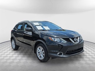 Used 2017 Nissan Rogue Sport SV w/ SV Premium Package image 1