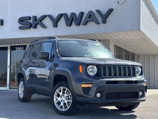 Used 2023 Jeep Renegade Latitude w/ Premium Group image 1