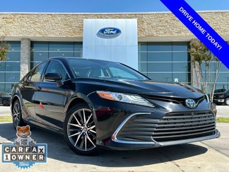 Used 2023 Toyota Camry XLE image 1