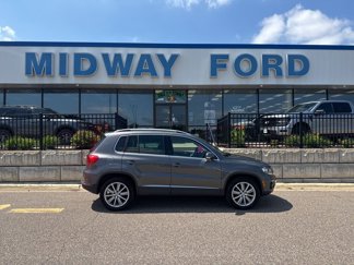 Used 2016 Volkswagen Tiguan SE image 1