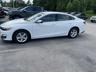 Used 2024 Chevrolet Malibu LS w/ Driver Confidence Package image 1