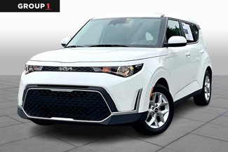 Used 2023 Kia Soul S image 1