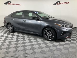 Certified 2022 Kia Forte GT-Line image 1