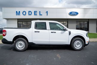 New 2025 Ford Maverick XL image 1