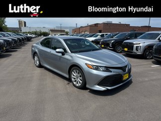 Used 2018 Toyota Camry LE image 1