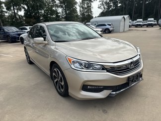 Used 2016 Honda Accord EX image 1