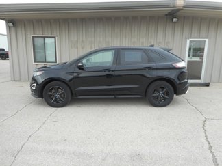 Used 2017 Ford Edge Sport image 1