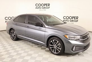 Used 2024 Volkswagen Jetta Sport image 1