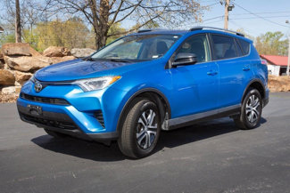 Used 2017 Toyota RAV4 LE image 1