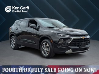 Used 2023 Chevrolet Blazer LT image 1