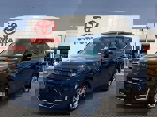 Used 2023 Kia Soul LX w/ Option Group 015 image 1