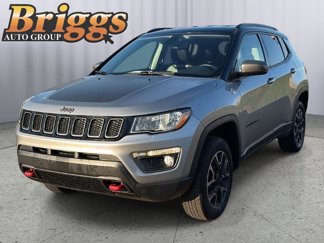 Used 2019 Jeep Compass Trailhawk image 1