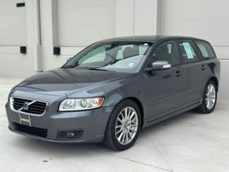 Used 2009 Volvo V50 2.4i image 1