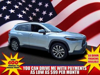 Used 2023 Toyota Corolla Cross XLE image 1